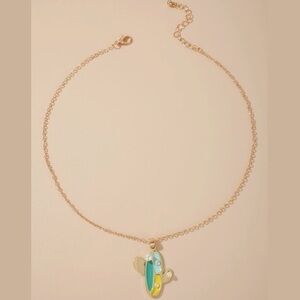 3/$30 💛 Faux Pearl Cactus Necklace